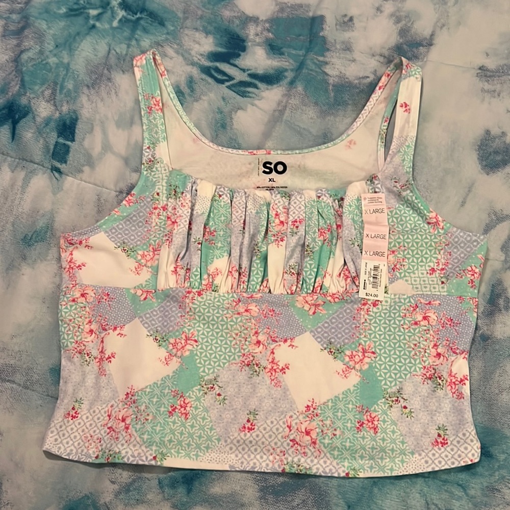 Cute crop top